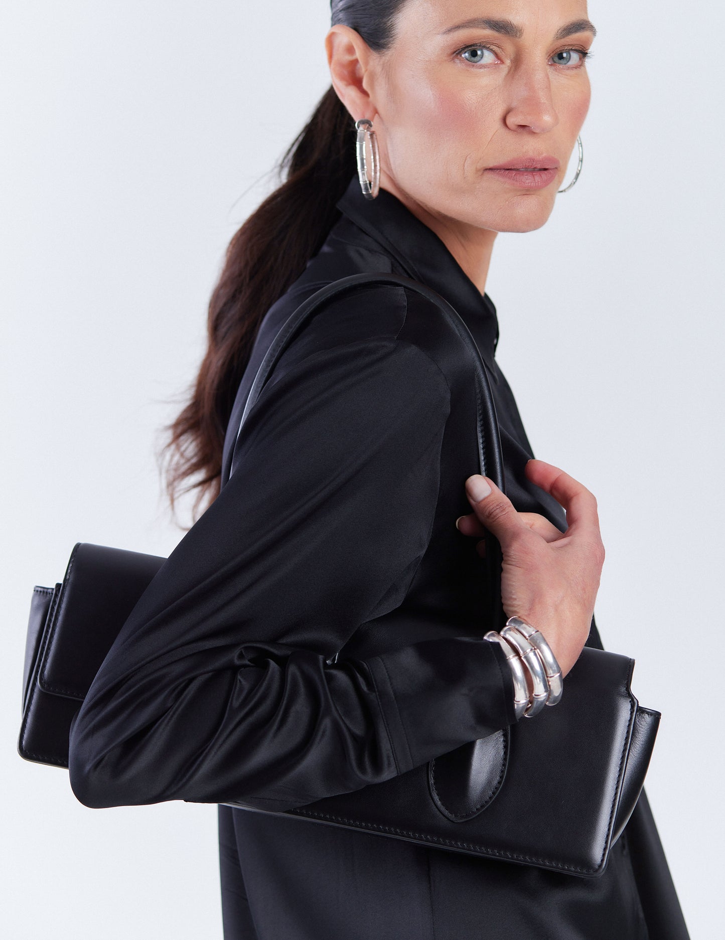 DOUBLE-SIDED HAND BAG