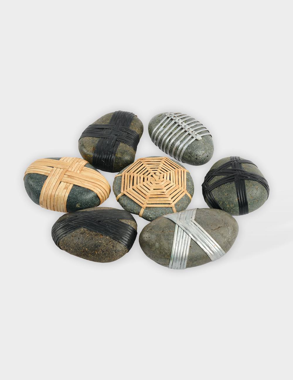 BAMBOO RAPPED PEBBLE