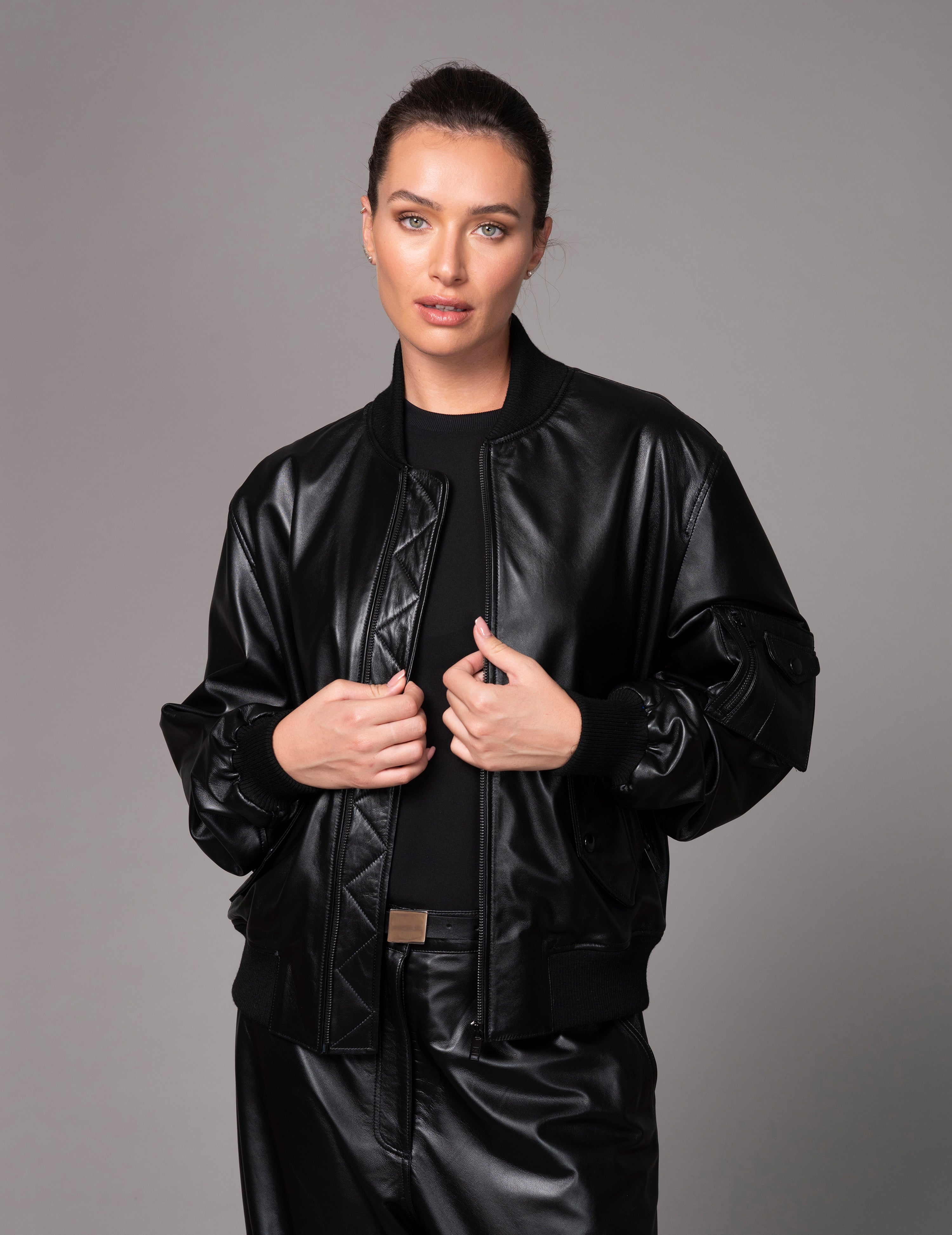 LEATHER BOMBER JACKET