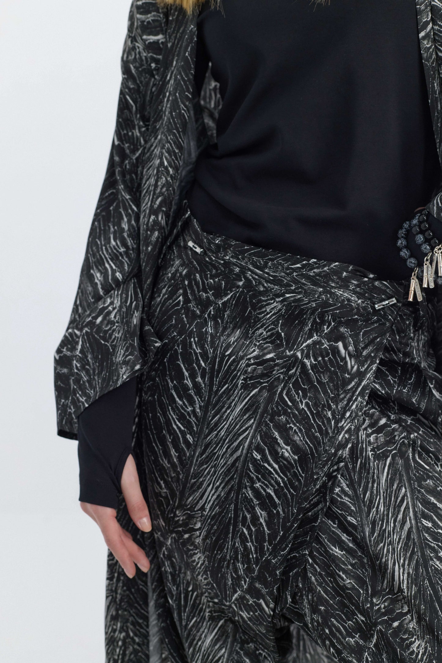 LEAVES PRINT SILK KIMONO