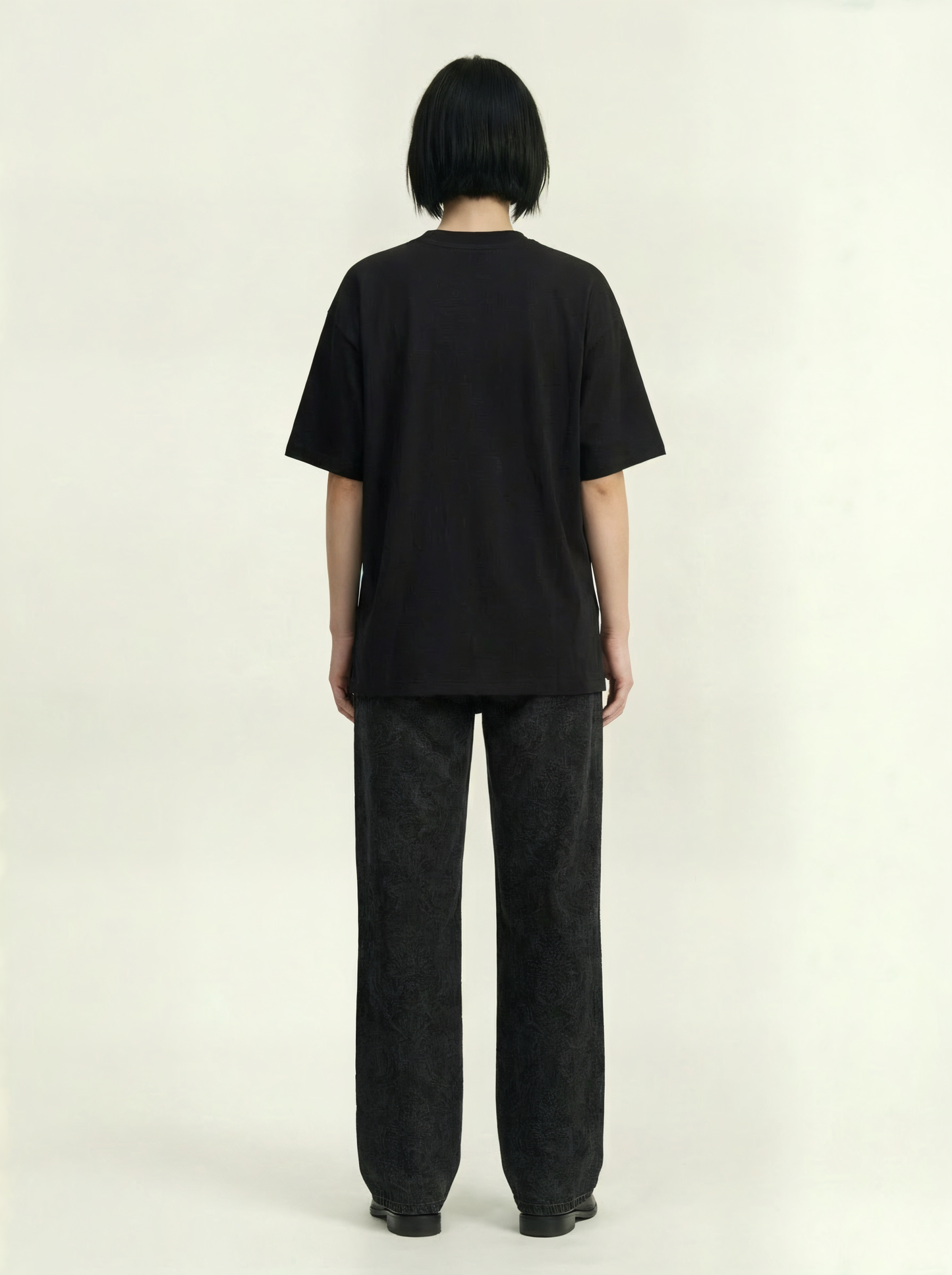 BLACK PIERCING SHIRT
