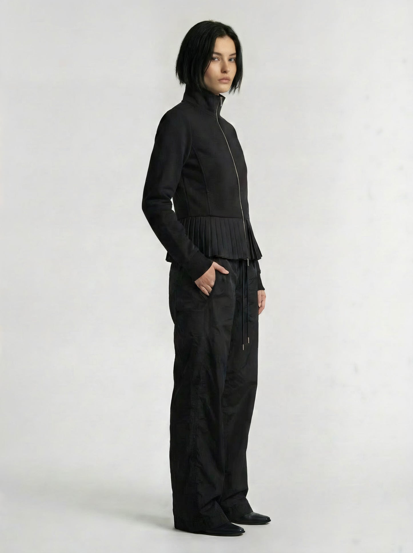 PLEATED NYLON JACKET
