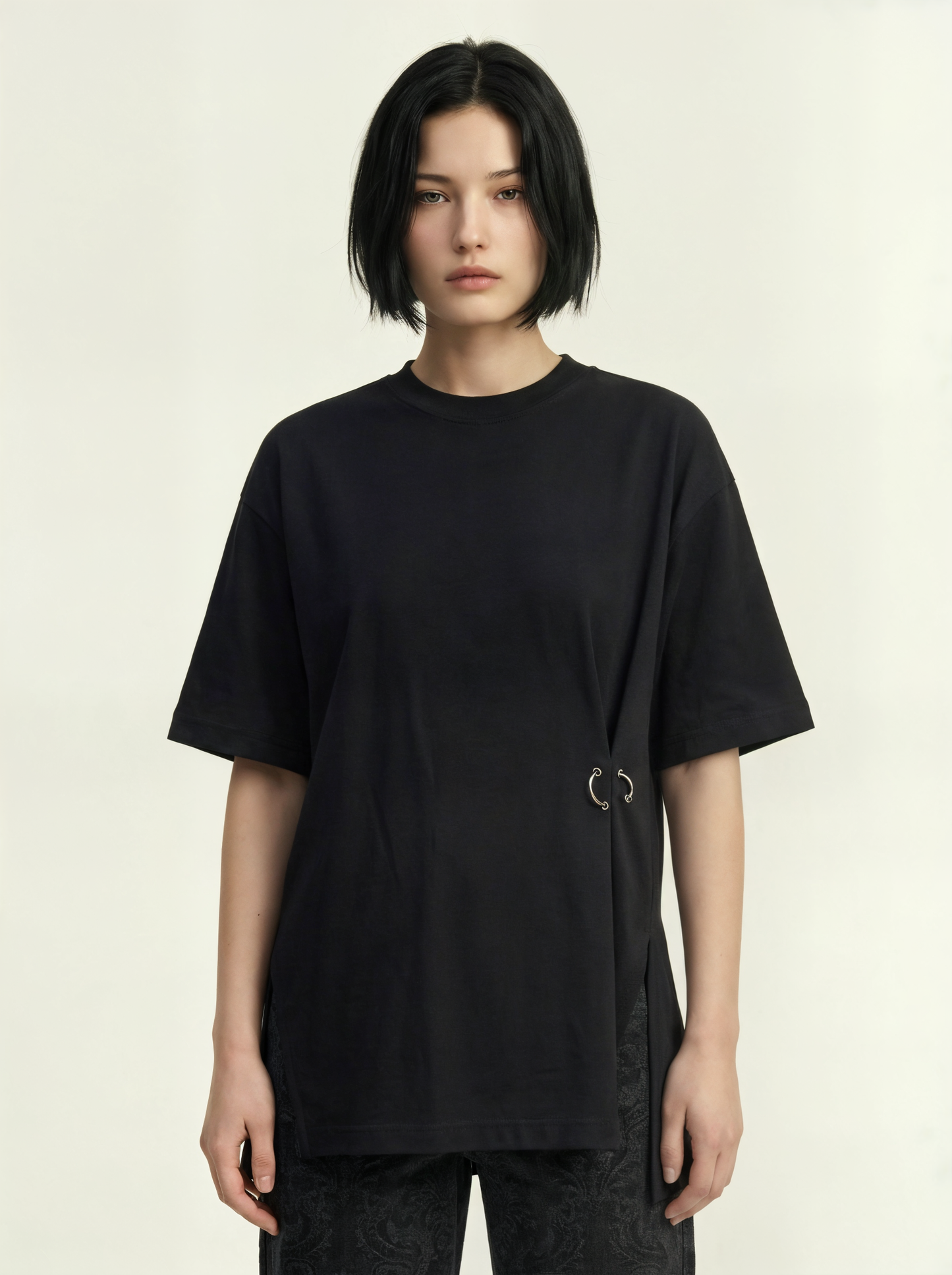 BLACK PIERCING SHIRT