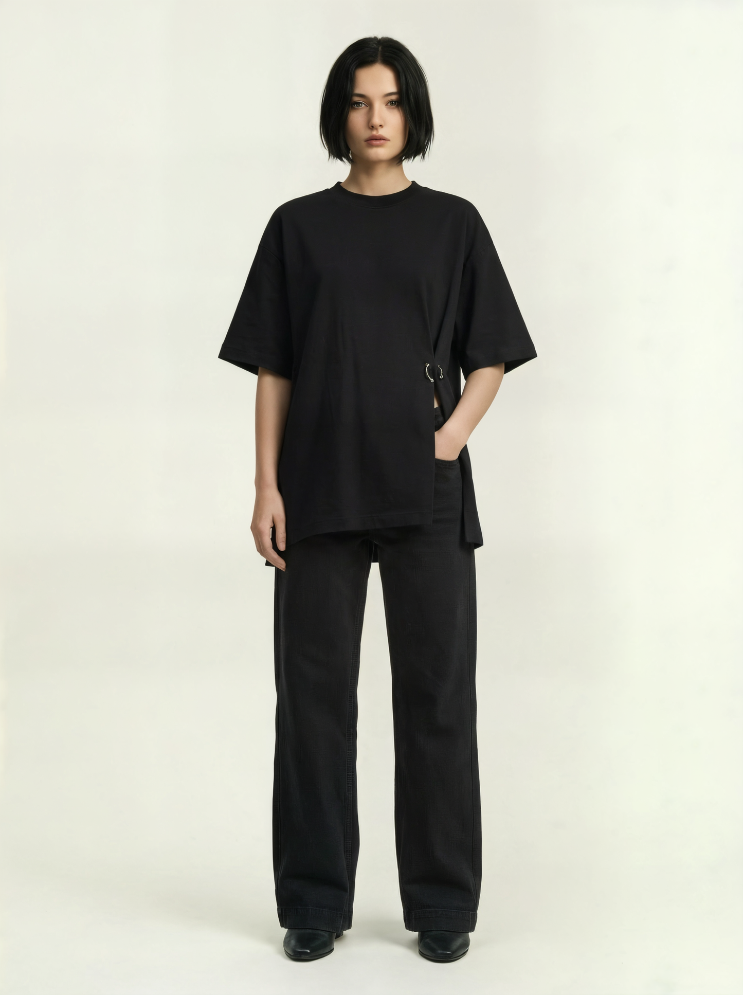 BLACK PIERCING SHIRT