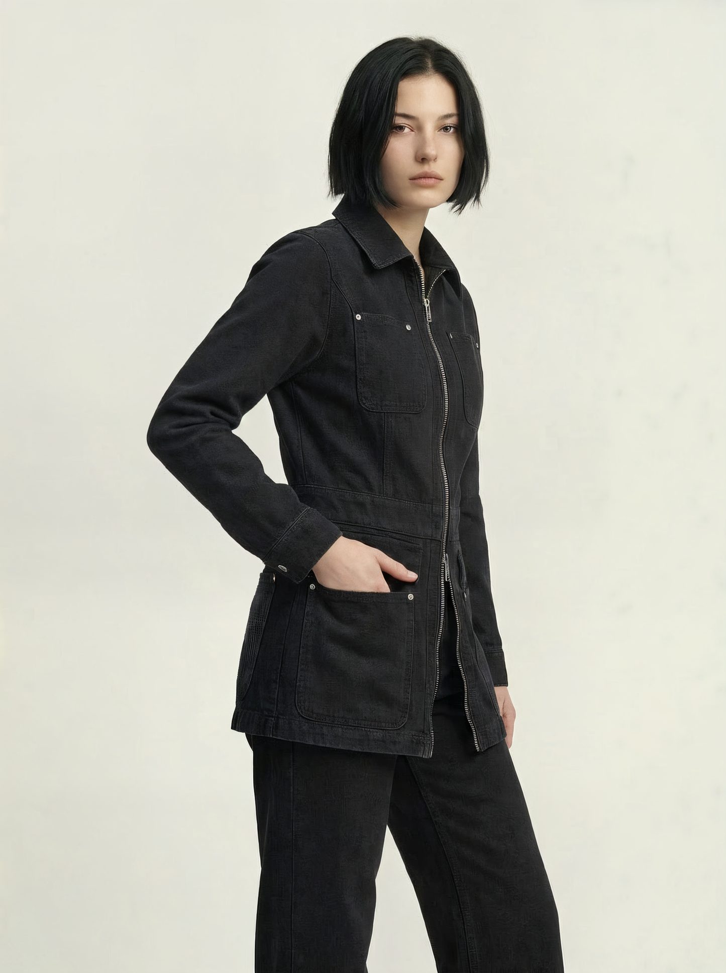ZIPPED DENIM JACKET
