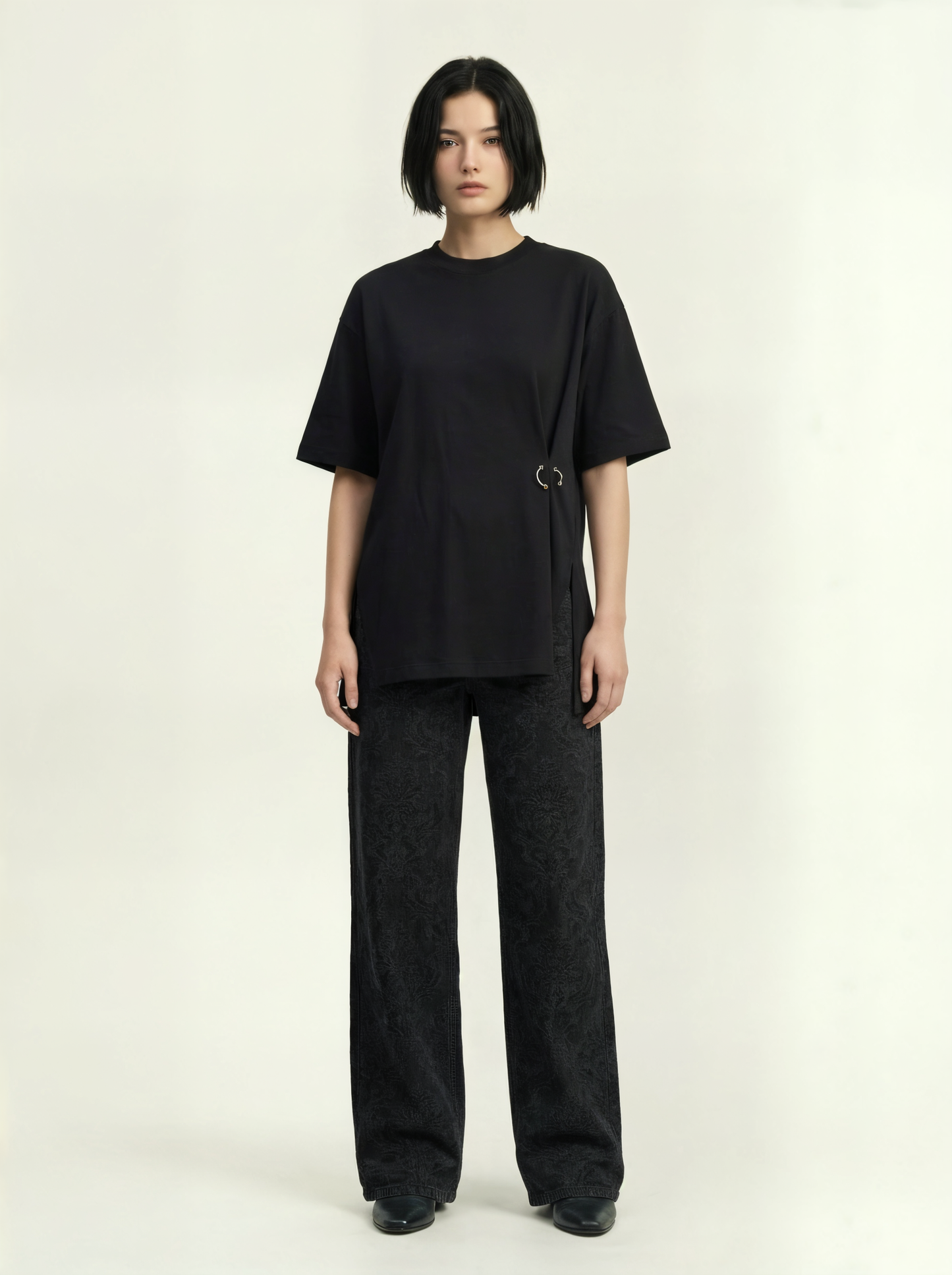 BLACK PIERCING SHIRT
