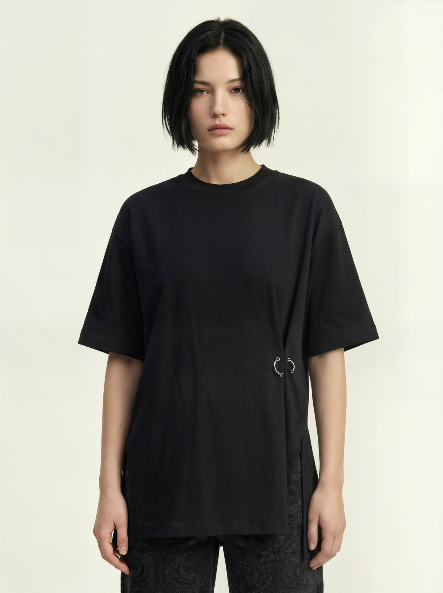 BLACK PIERCING SHIRT