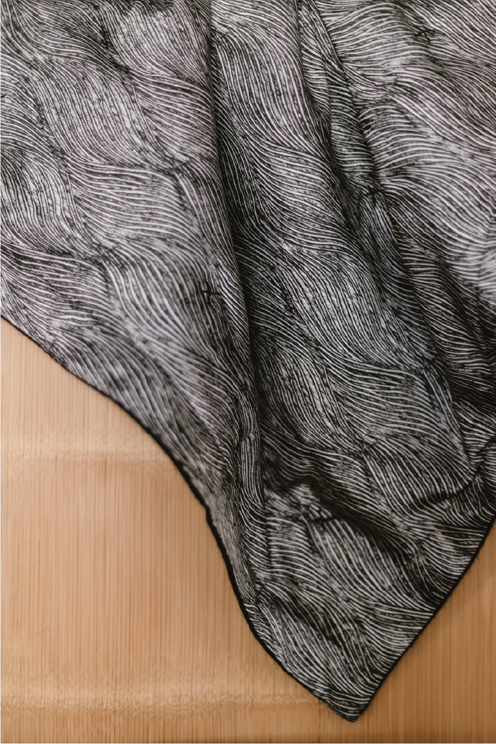QUILTED WAVY PRINT SILK CASHMERE THROW